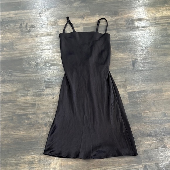 PRINCESS POLLY DRESS - Picture 4 of 4